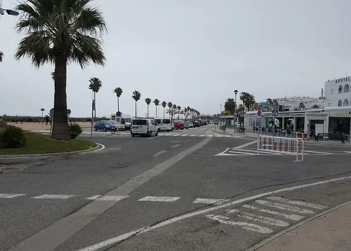 Calle Carril De La Fuente كونيل ذي لا فرونتيرا